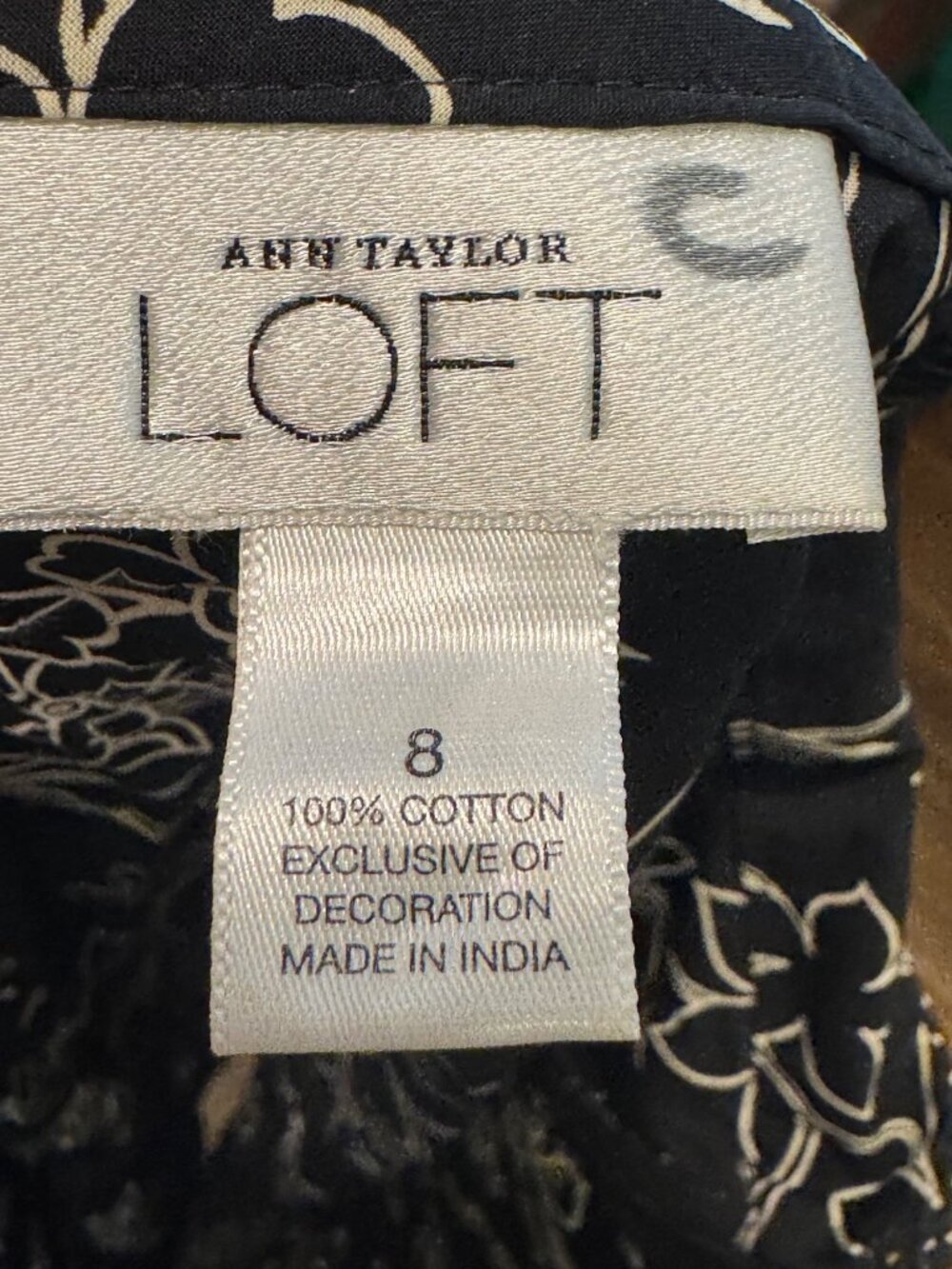 Ann Taylor Loft cotton skirt size 8 Black Floral Embroidered & Sequined A-Line - Picture 3 of 8